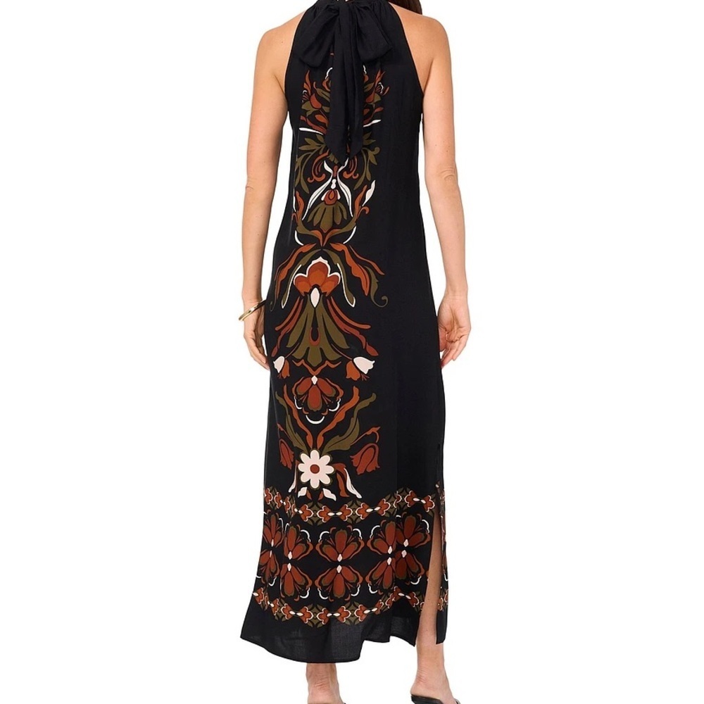 Vince Camuto: Elegant Black Floral Maxi Dress - Picture 4 of 6